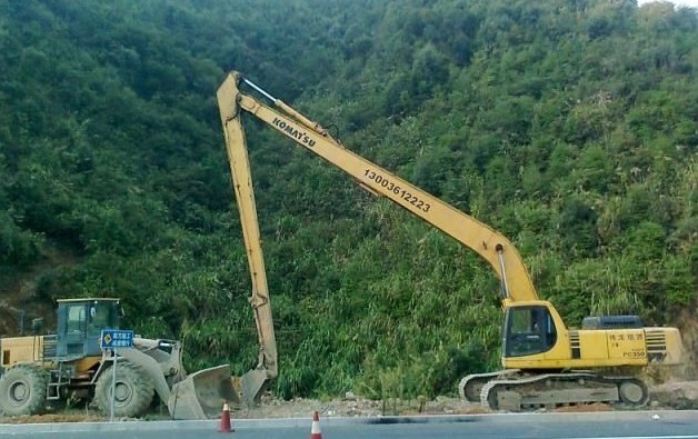長臂挖掘機(jī)廠家、長臂挖掘機(jī)廠家定制、長臂挖掘機(jī)廠家改裝